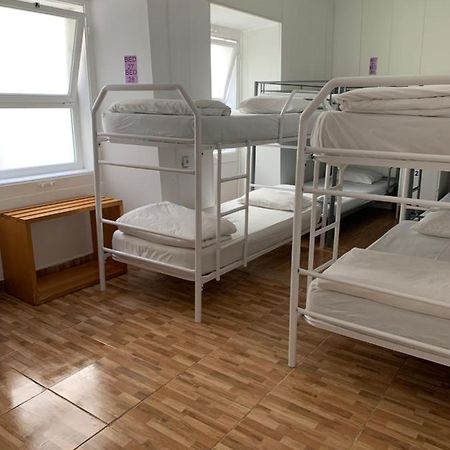 Meyra Hostel Лиссабон Экстерьер фото